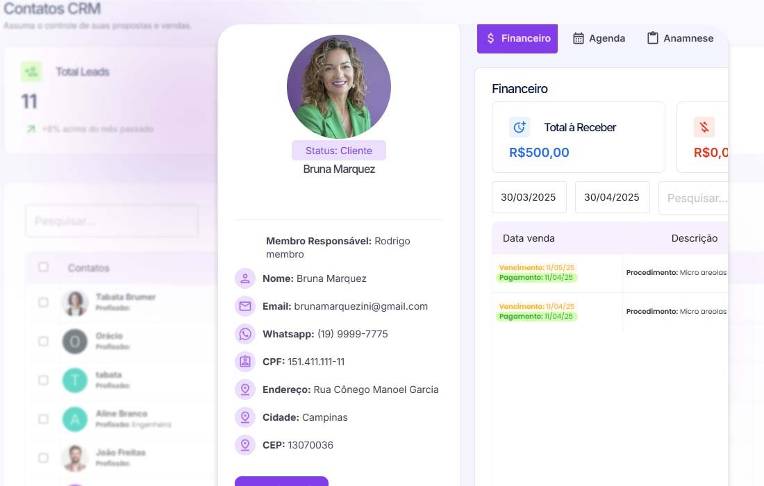 Tela de CRM do Simple Clinic com contatos, financeiro e agenda da paciente